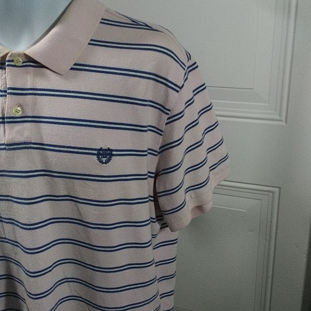 Shirt - Picture 2 of 4